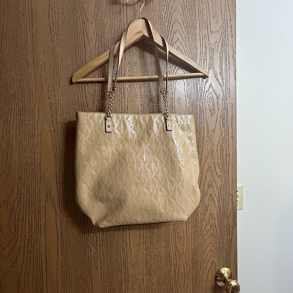 MK purse - Picture 1 of 2